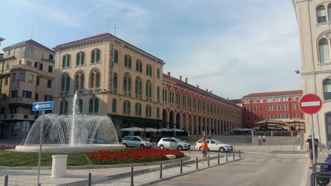 Nina, Apartment In City Centre Split Exterior foto